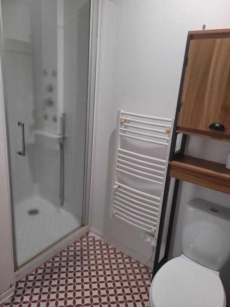 Residence Le 09 Uzerche Bagian luar foto